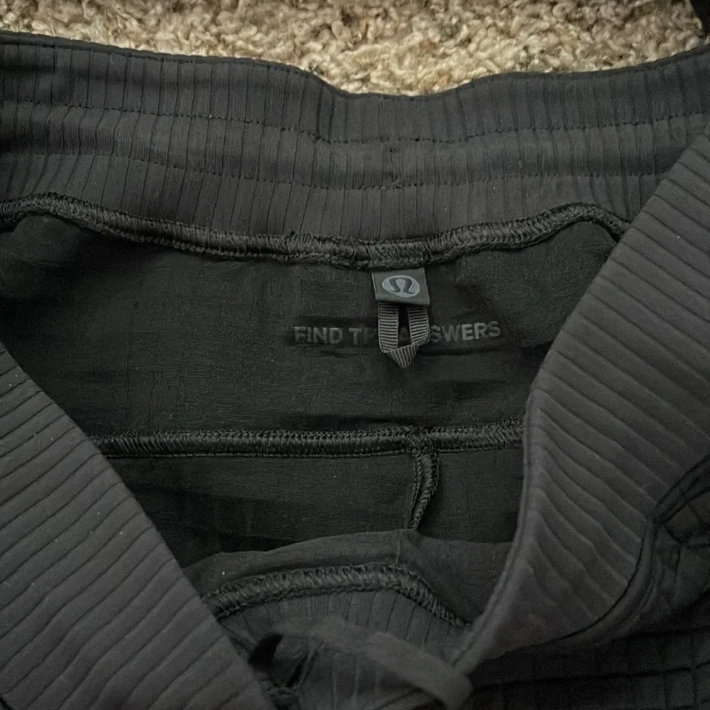 Lululemon lab black textured matching set - Picture 6 of 6